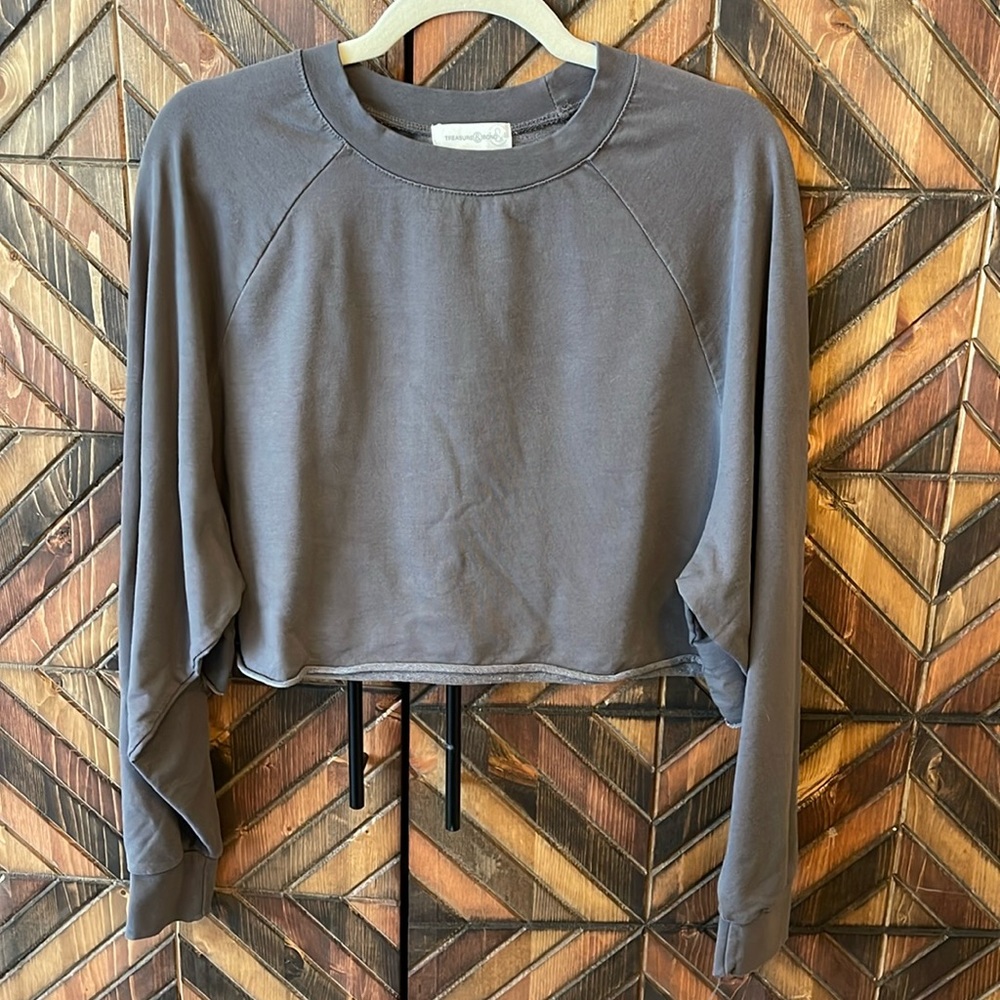 Cropped sweatshirt